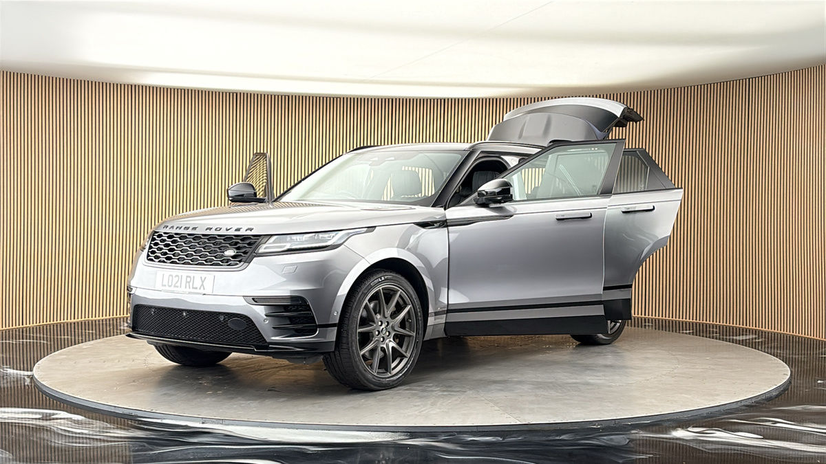 More views of Land Rover Range Rover Velar