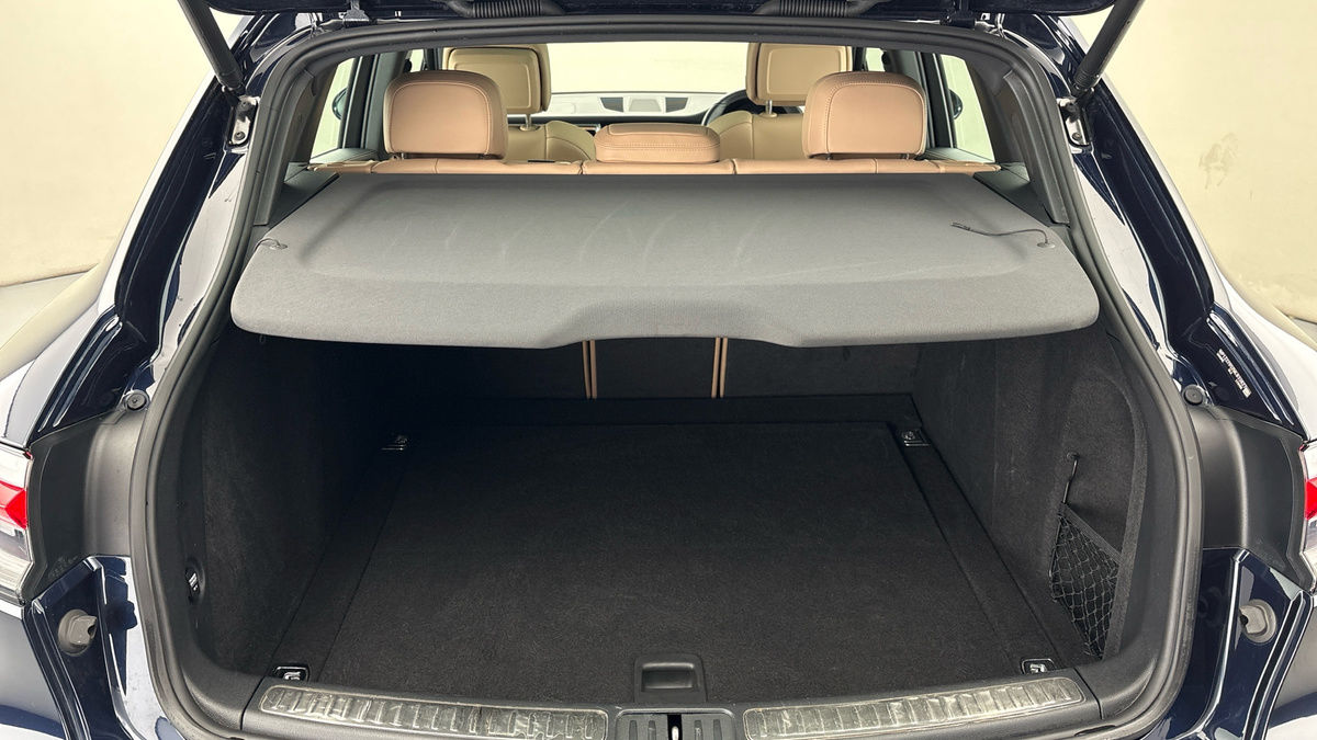 Porsche Macan Image 11