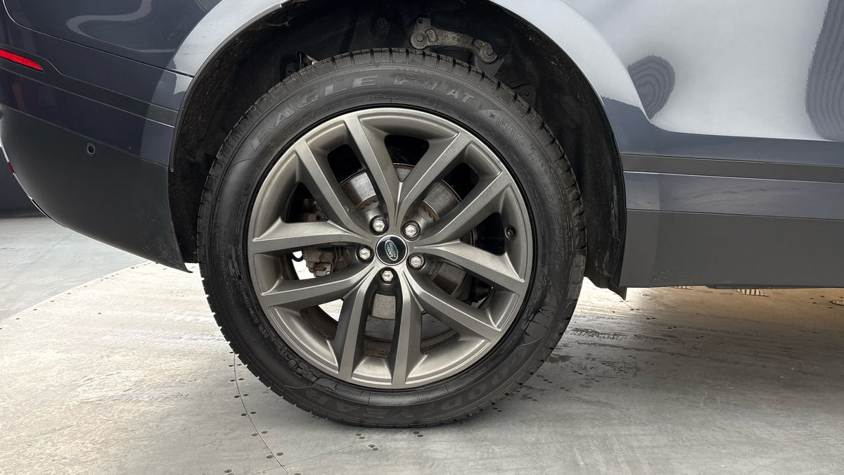 Land Rover Range Rover Velar Image 10