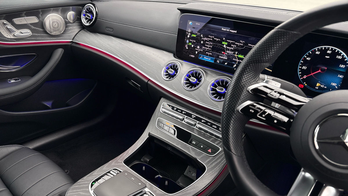 Mercedes-Benz E Class Image 18