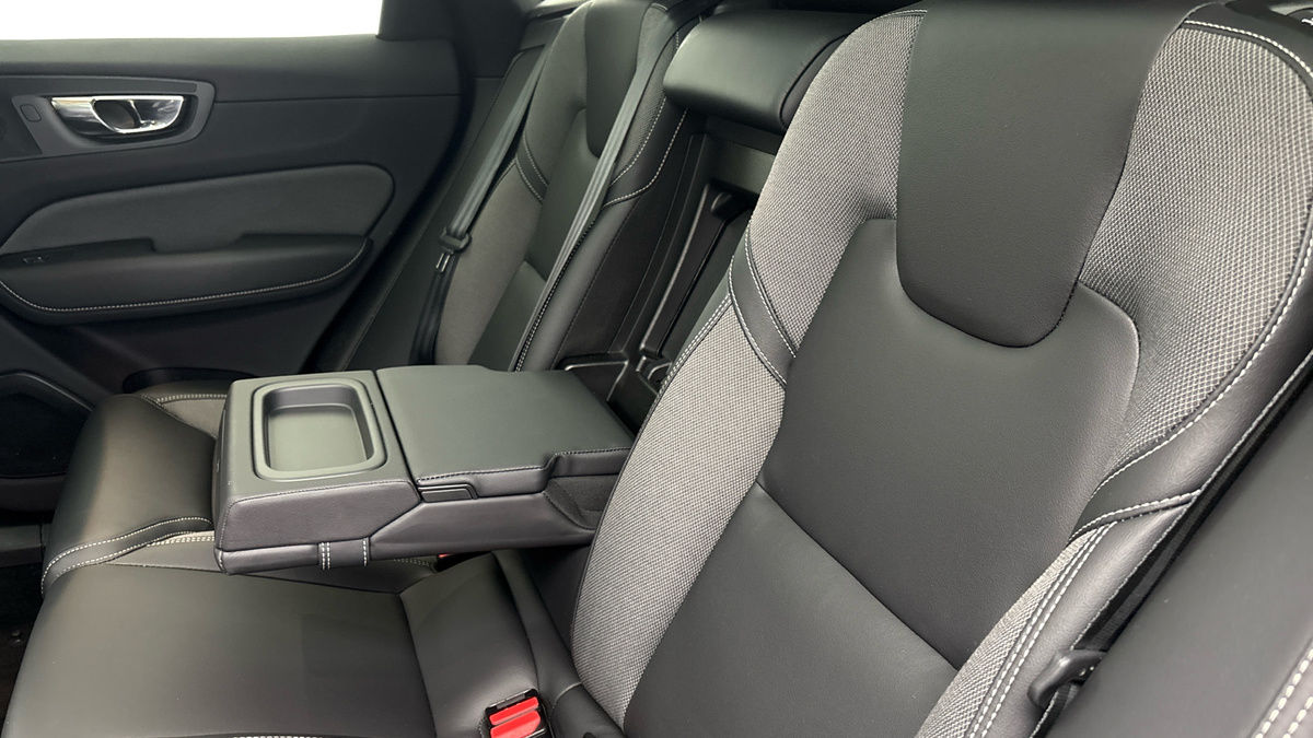 Volvo XC60 Image 9