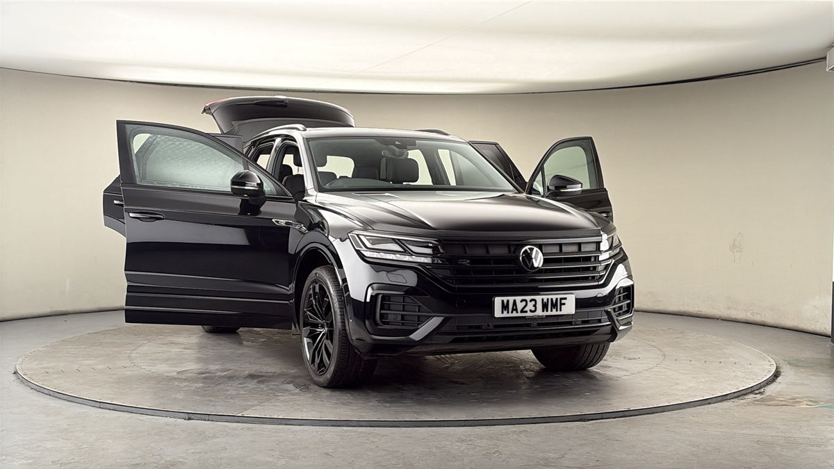 More views of Volkswagen Touareg