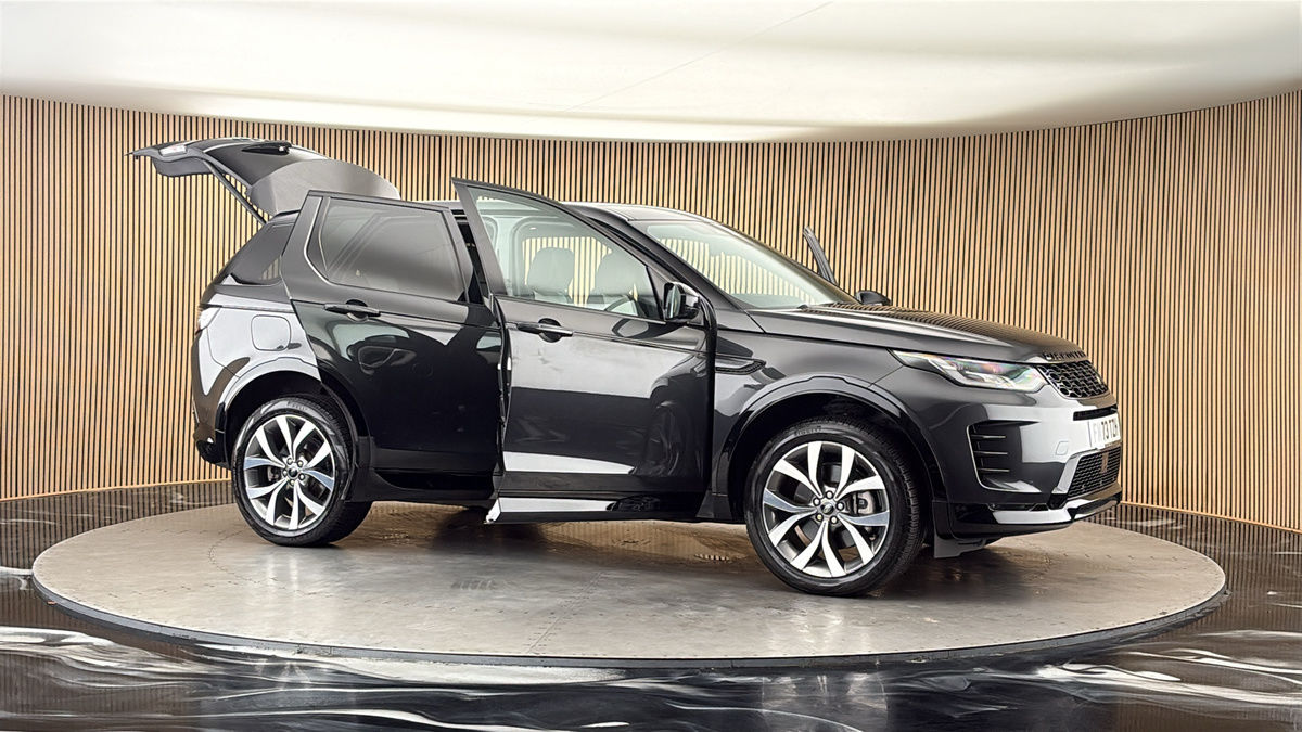 More views of Land Rover Discovery Sport