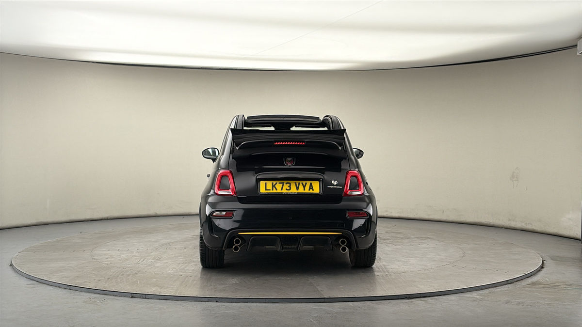 Abarth 695C Image 4