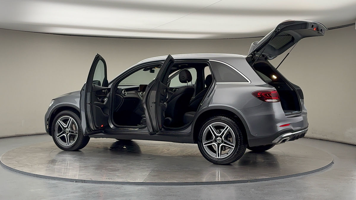 More views of Mercedes-Benz GLC