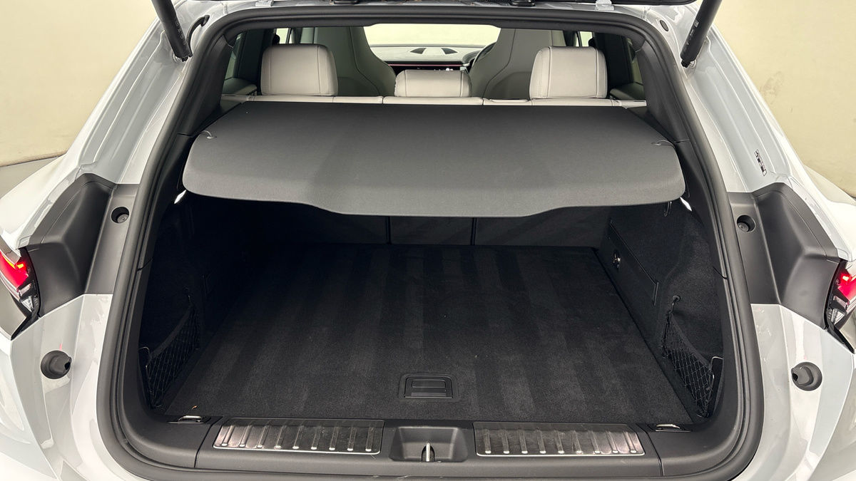 Porsche Macan Image 11