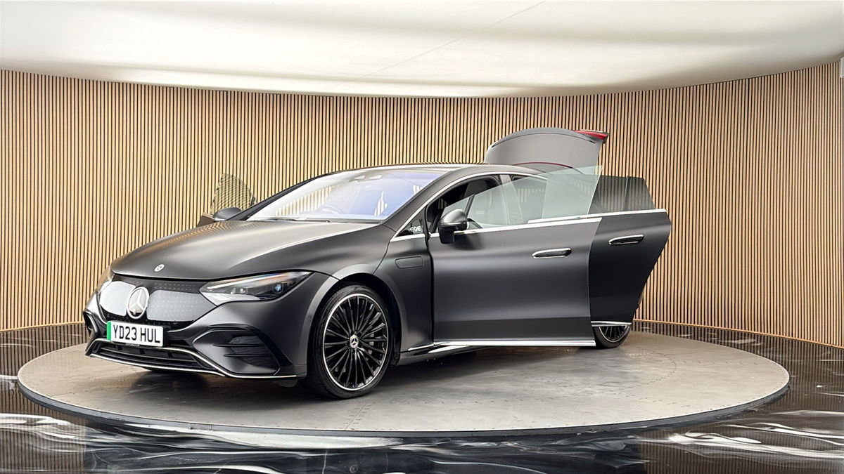 More views of Mercedes-Benz EQE