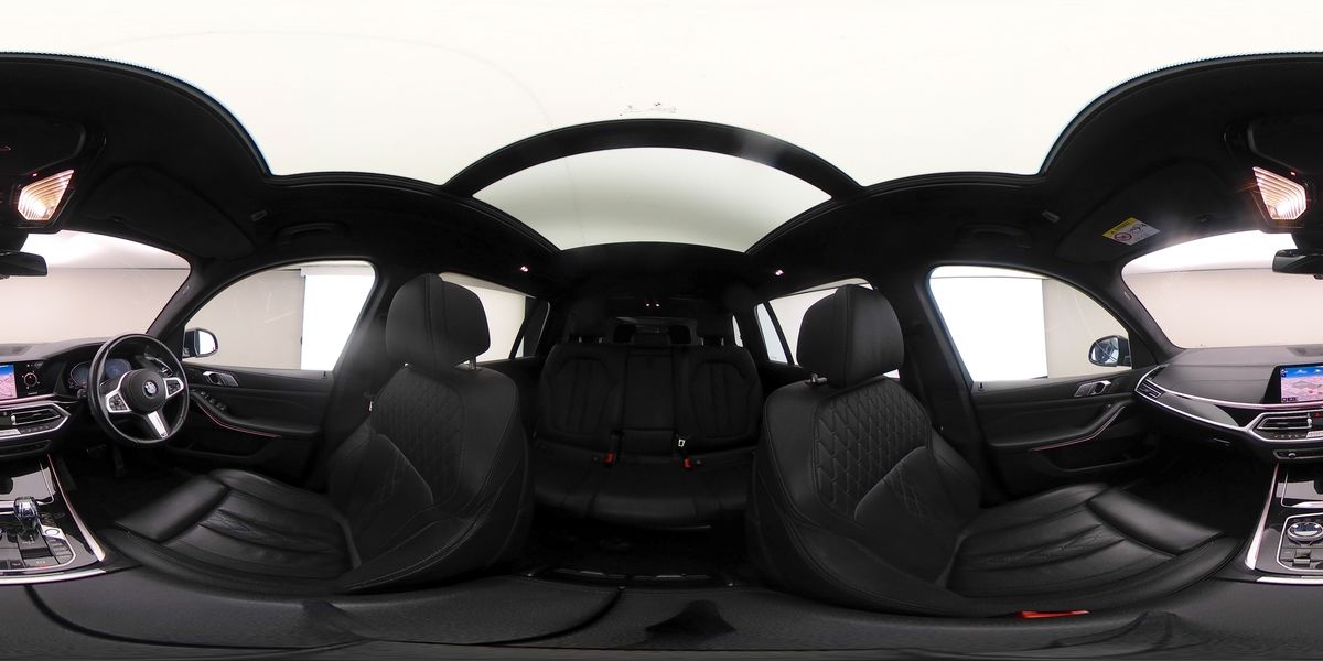 More views of BMW X7