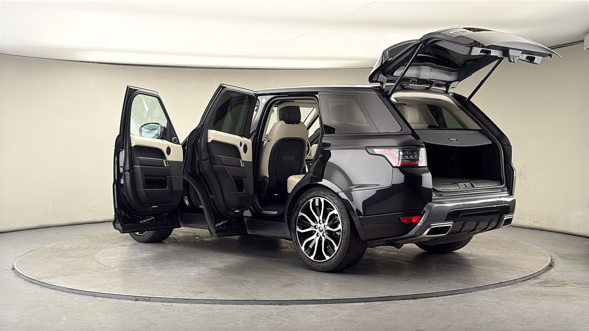 More views of Land Rover Range Rover Sport