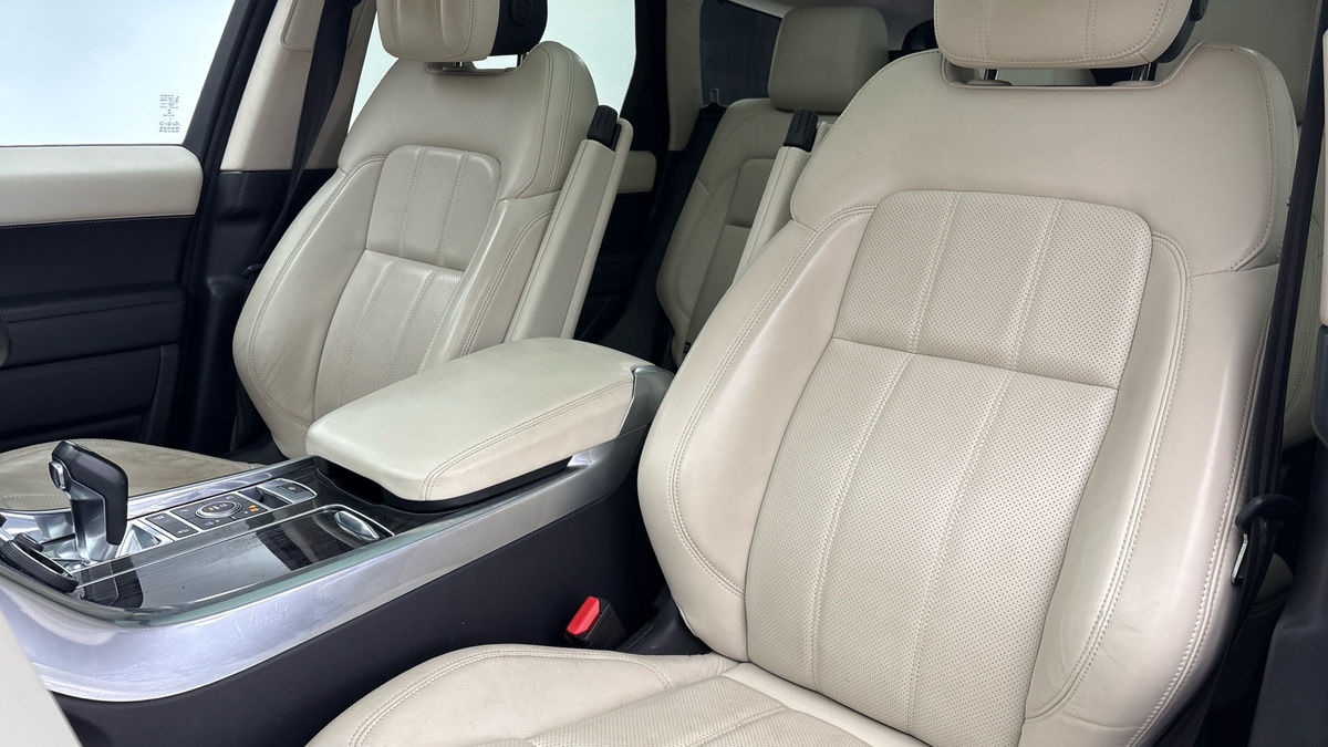 Land Rover Range Rover Sport Image 7
