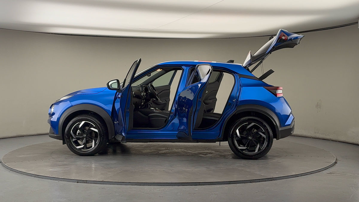 More views of Nissan Juke