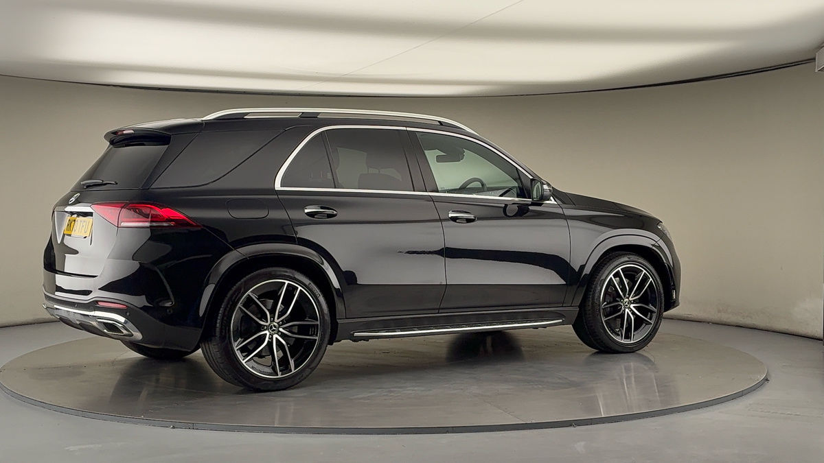 More views of Mercedes-Benz GLE