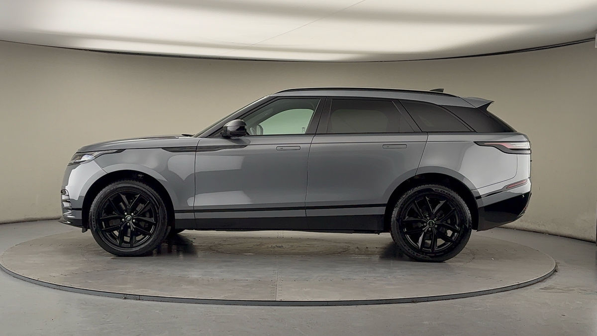 Land Rover Range Rover Velar Image 15