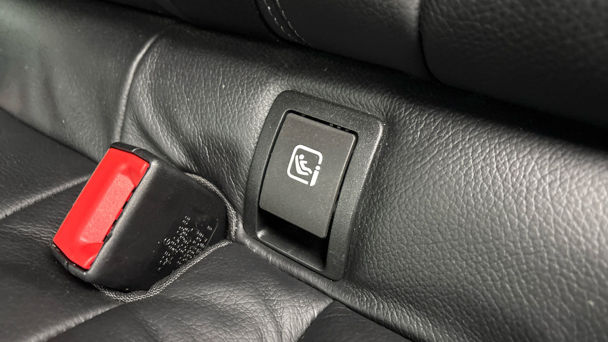 Mercedes-Benz GLC Image 6