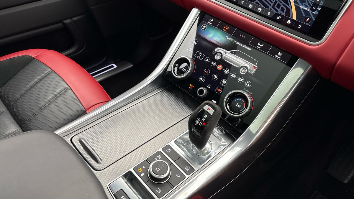Land Rover Range Rover Sport Image 18