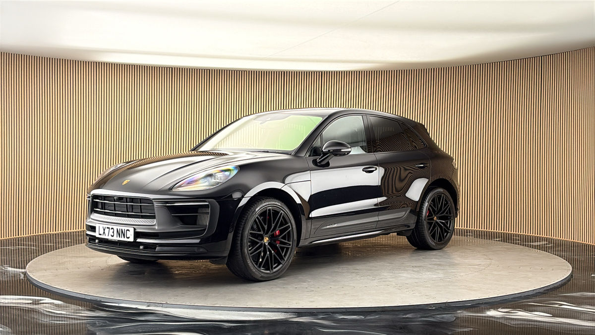 Porsche Macan Image 20