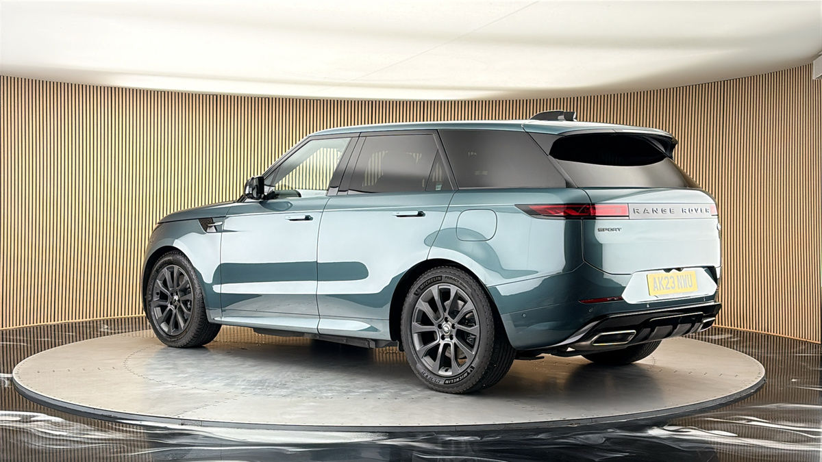 More views of Land Rover Range Rover Sport