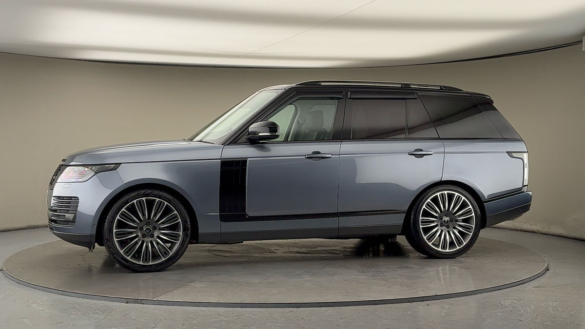 More views of Land Rover Range Rover