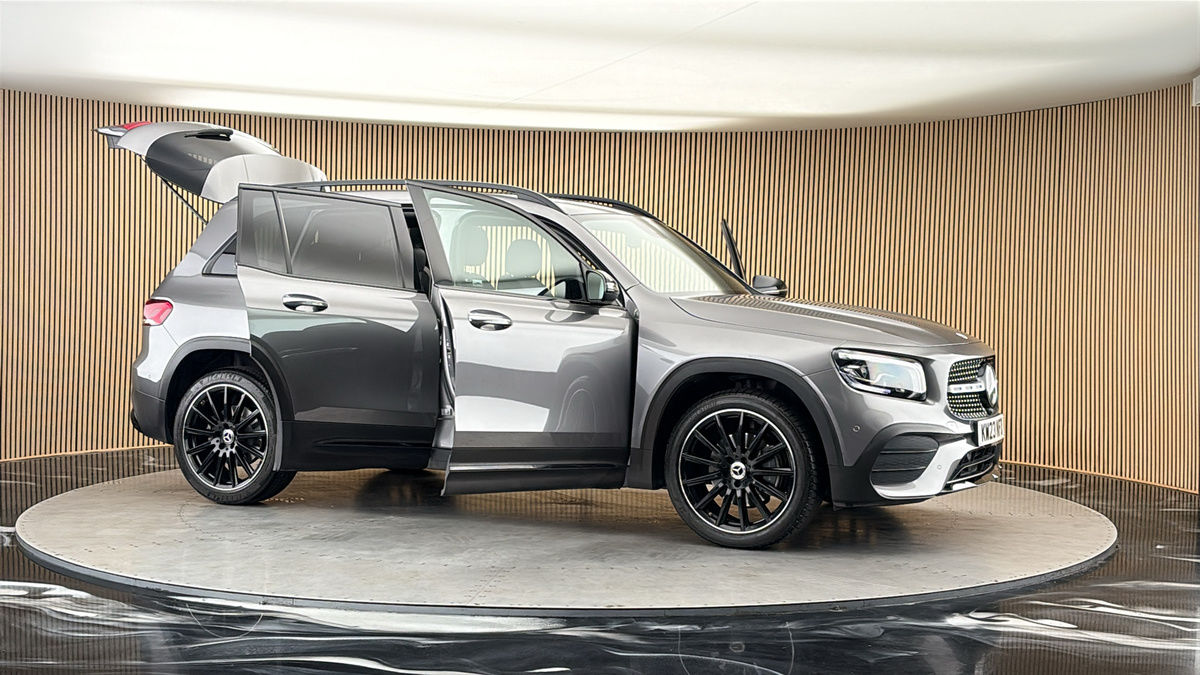 More views of Mercedes-Benz GLB