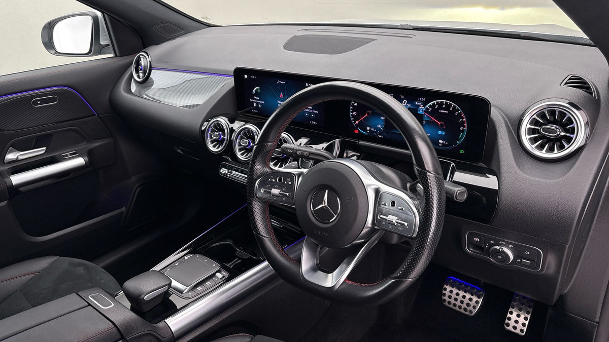 Mercedes-Benz GLA Image 5
