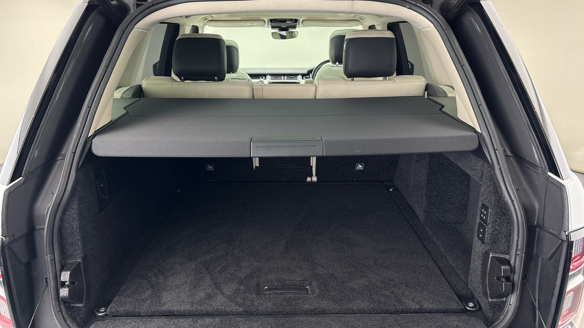 Land Rover Range Rover Image 11