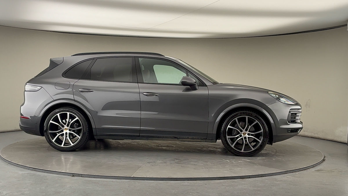 More views of Porsche Cayenne