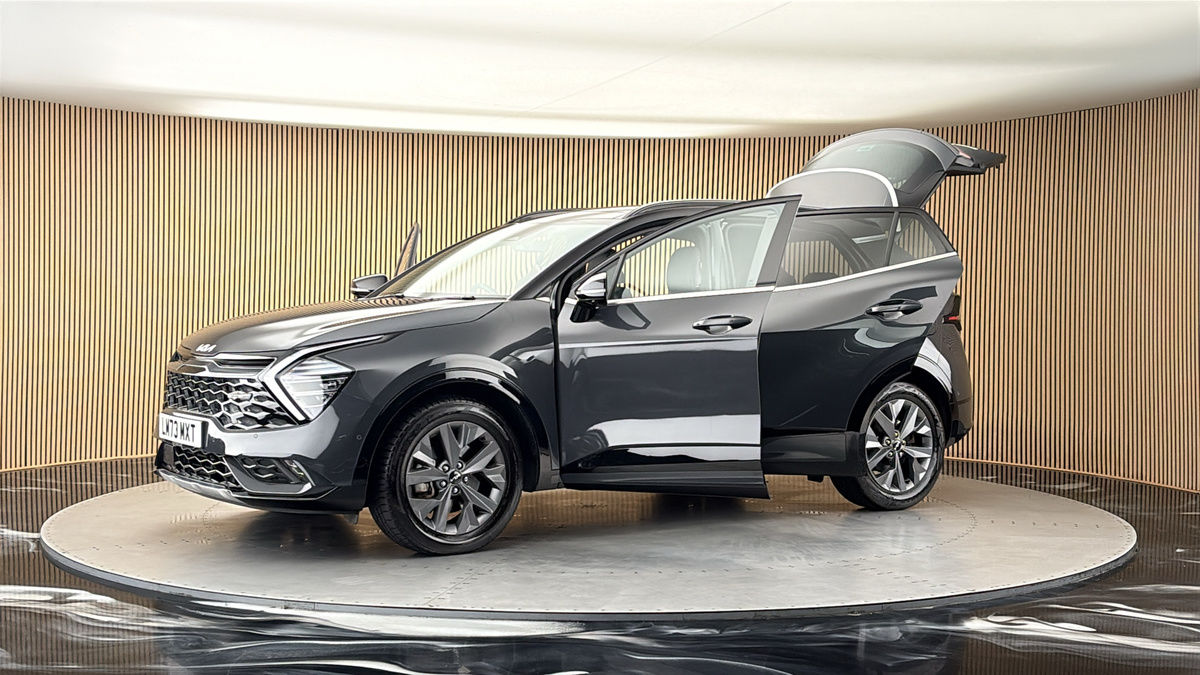 More views of Kia Sportage