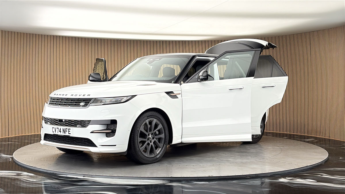 More views of Land Rover Range Rover Sport