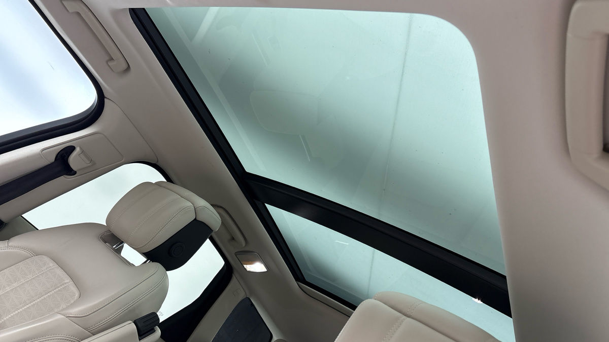 Land Rover Range Rover Sport Image 6