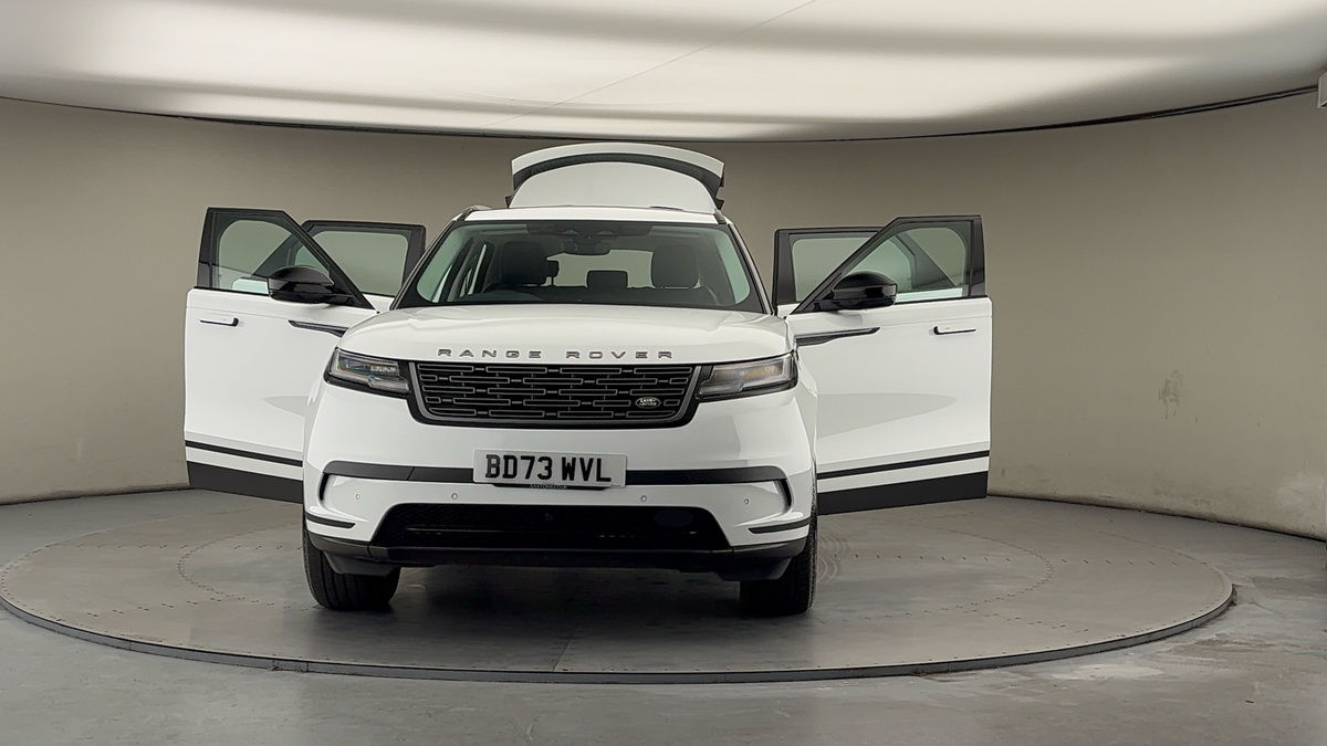 More views of Land Rover Range Rover Velar