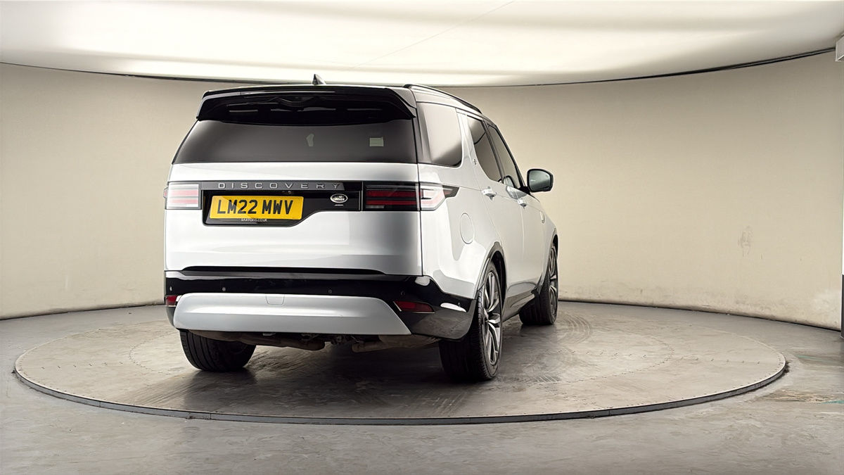 More views of Land Rover Discovery