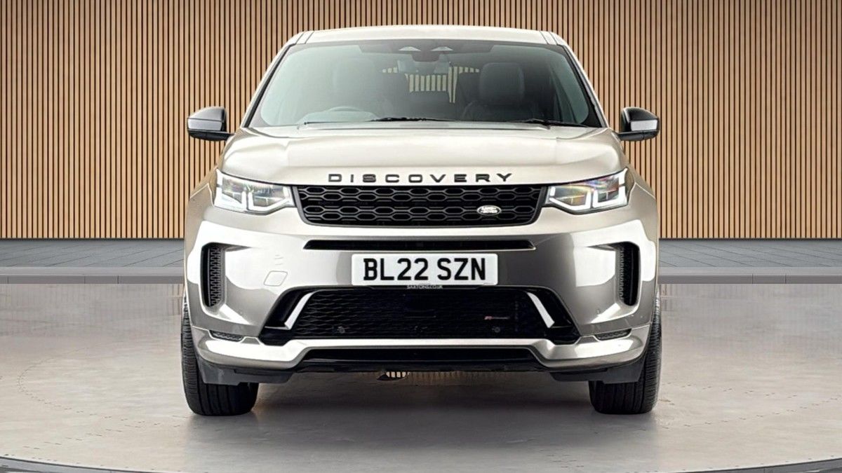 Land Rover Discovery Sport Image 3