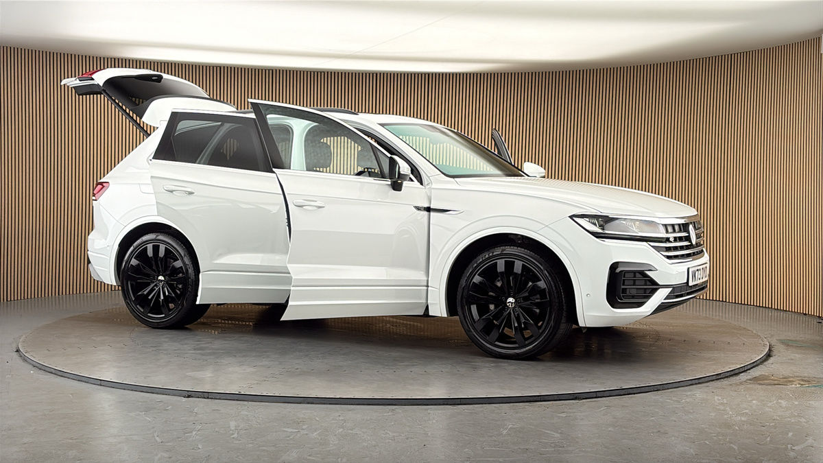 More views of Volkswagen Touareg