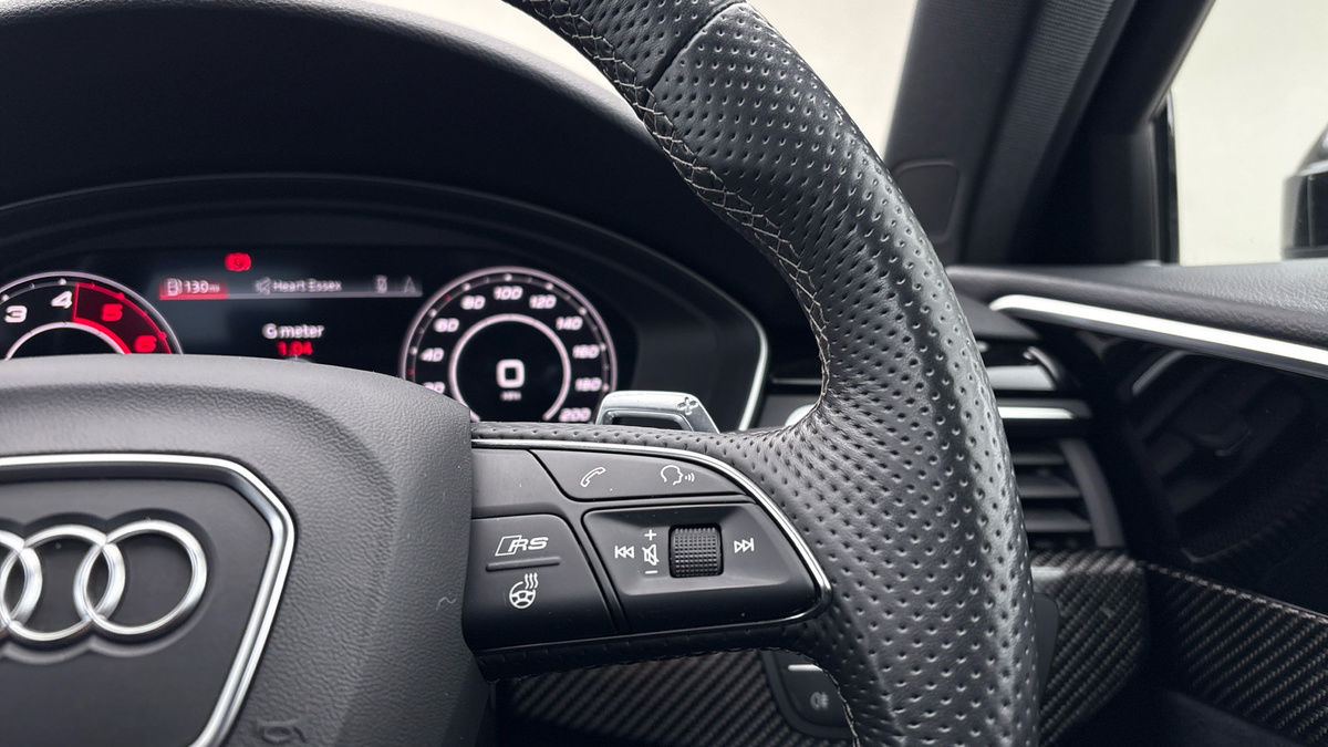 Audi RS4 Avant Image 14