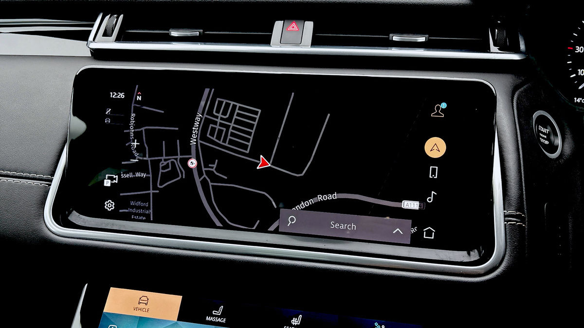 Land Rover Range Rover Velar Image 17