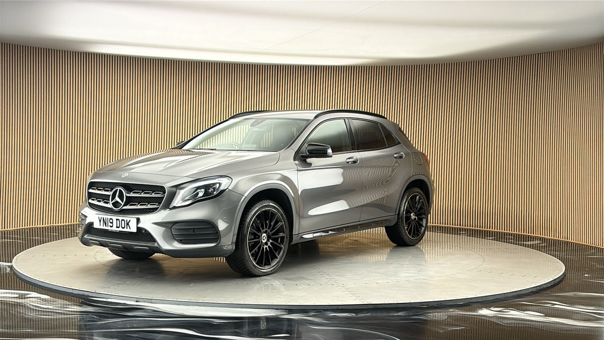 More views of Mercedes-Benz GLA