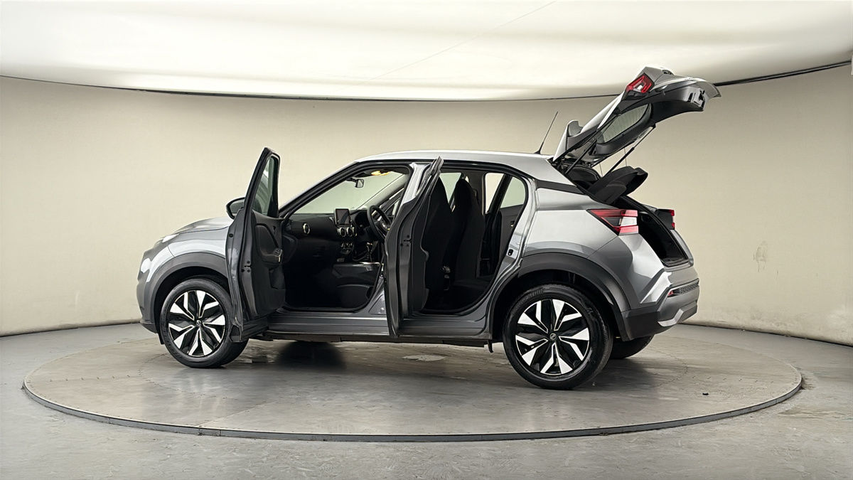 More views of Nissan Juke
