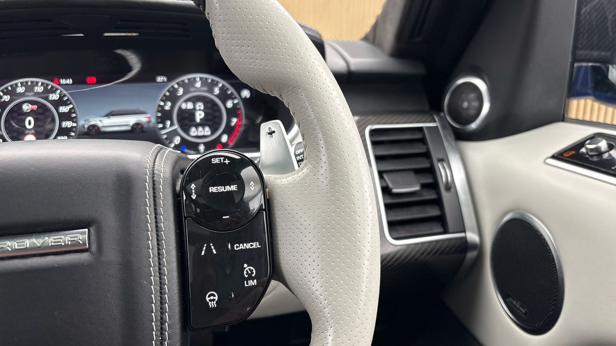 Land Rover Range Rover Sport Image 14