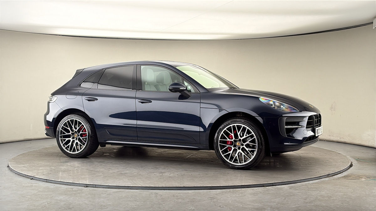 More views of Porsche Macan