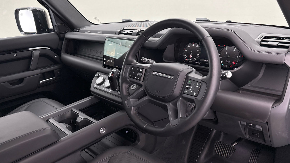 Land Rover Defender 110 Urban Image 5