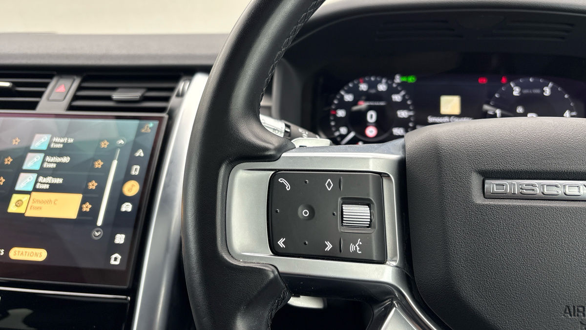 Land Rover Discovery Image 13