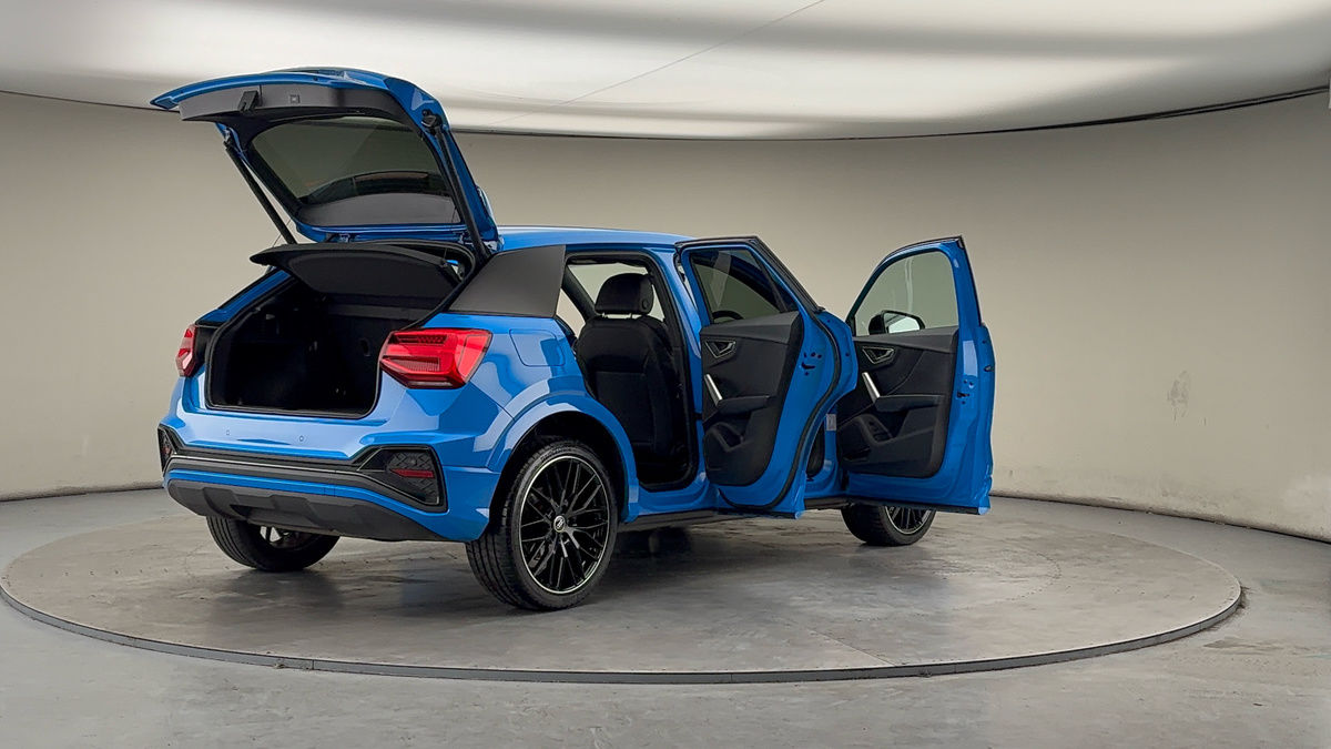 More views of Audi Q2