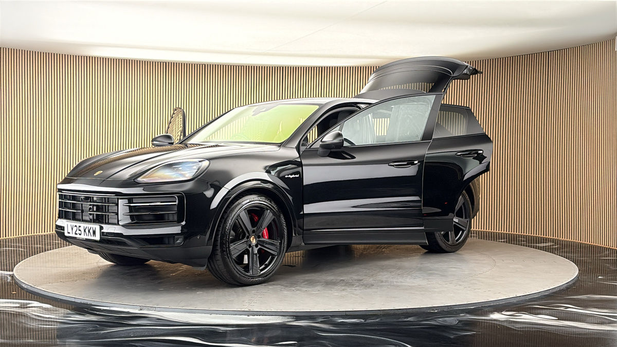 Porsche Cayenne Image 22