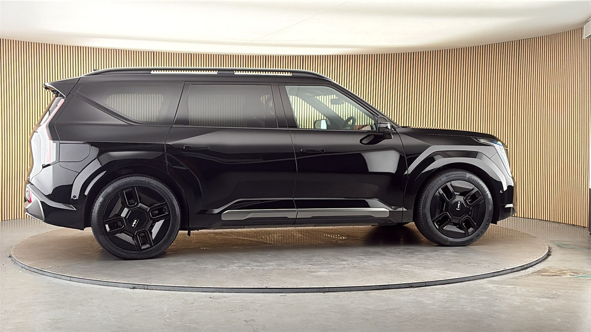 More views of Kia EV9