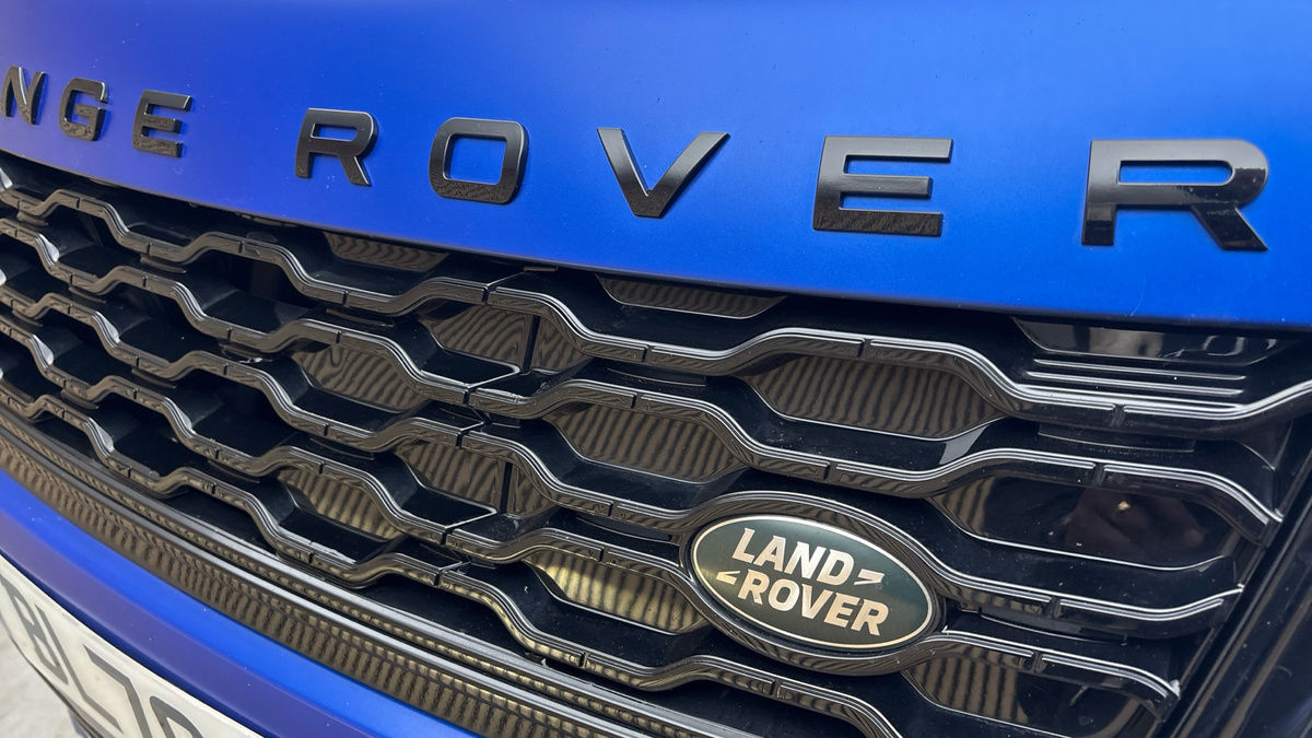 Land Rover Range Rover Sport Image 24