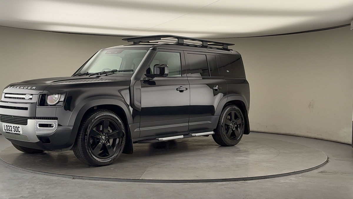 Land Rover Defender 110 Image 20