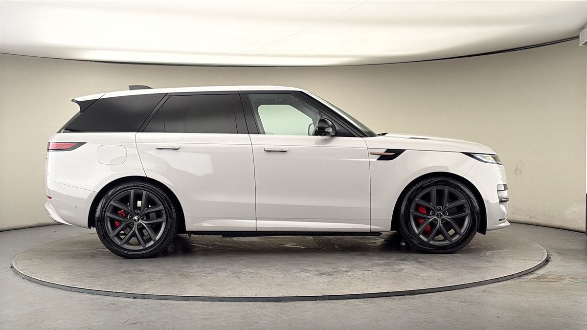 Land Rover Range Rover Sport Image 16