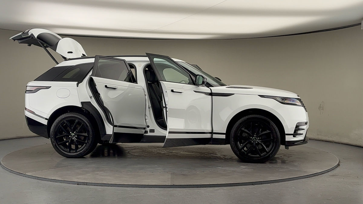 More views of Land Rover Range Rover Velar