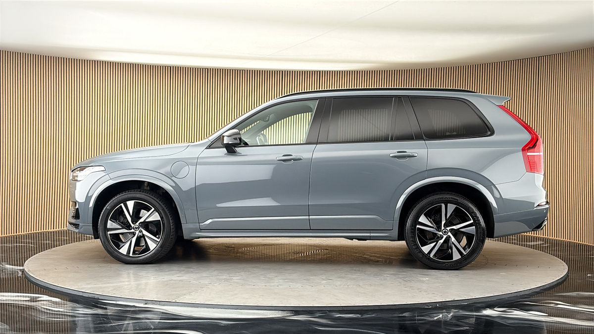 More views of Volvo XC90