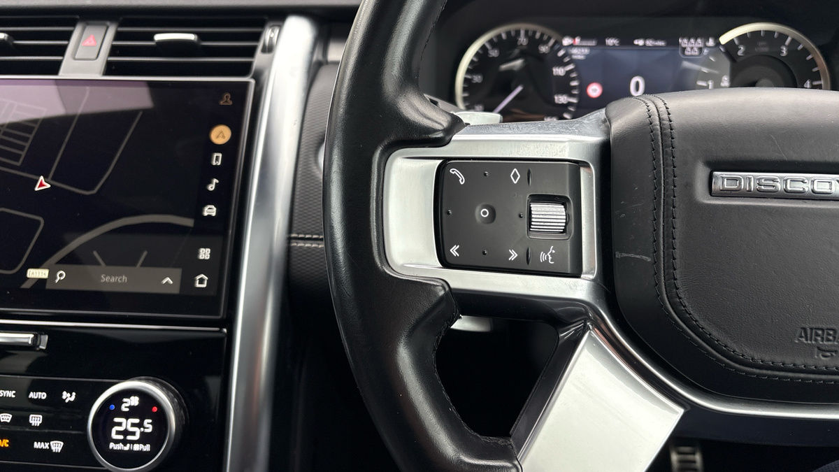 Land Rover Discovery Image 13